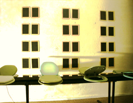 Kinetische und audio-visuelle Installation -Appetit- in der art-ambulance, Berlin