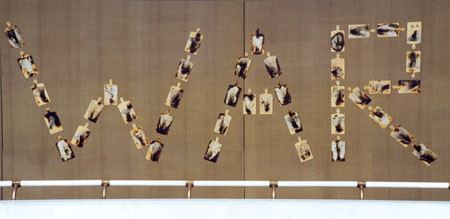 Installation -Breakfast- in der Manege, St. Petersburg 1999