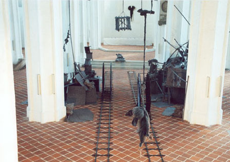 Kinetische und audio-visuelle Installation -3rd floor oder das Knigspaar besucht die Vorstadt nach der Krnung-