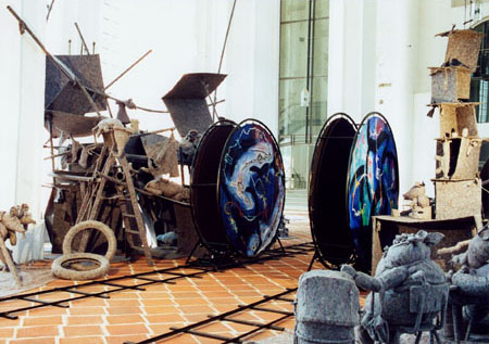 Kinetische und audio-visuelle Installation -3rd floor oder das Knigspaar besucht die Vorstadt nach der Krnung-