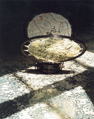 Kinetische Installation -Neptuns Juwelier- in der Manege, St. Petersburg