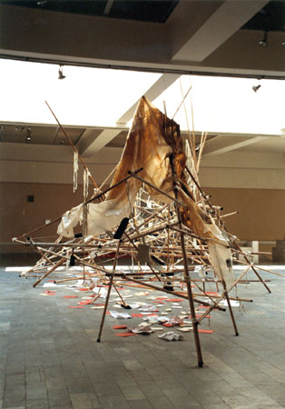Audio-visuelle Installation -Paradies-, St. Petersburg 1999