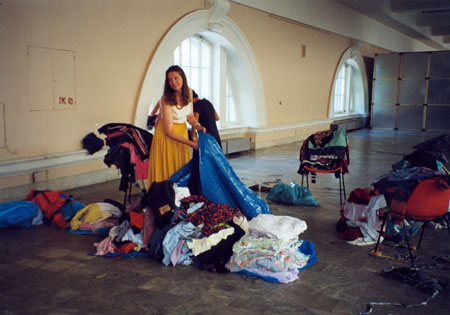 Installation -Second Hand- in der Manege, St. Petersburg 1999