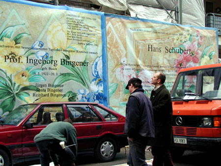 Aufbau der Fassade Auguststr. 61 in Berlin-Mitte