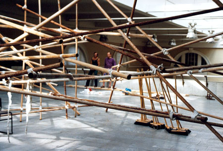 Aufbau der Installation Paradies in St. Petersburg