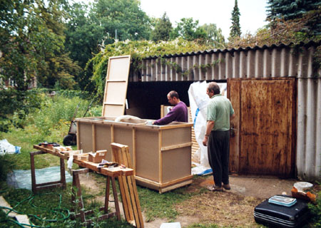 Abfahrt von der art-ambulance, Berlin zur Manege nach St. Petersburg, Juni 1999