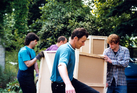 Abfahrt von der art-ambulance, Berlin zur Manege nach St. Petersburg, Juni 1999