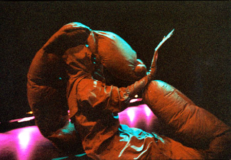 Choreografisches Objekttheater Hunger