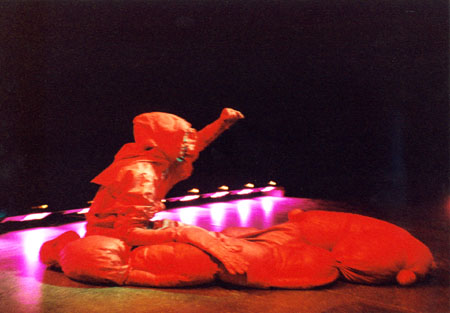 Choreografisches Objekttheater Hunger